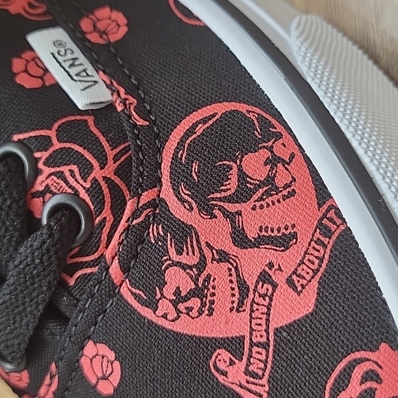 Van's Authentic Brand new in the box authentic. - Picture 3 of 11